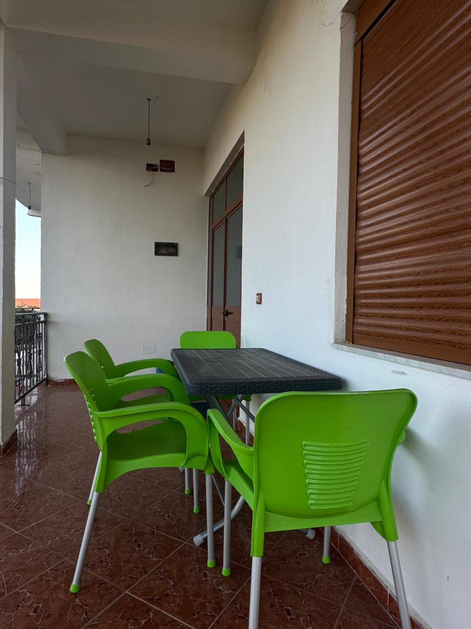 Apartment For Rent Vacation Krasniqi Karpen Экстерьер фото